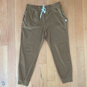 Golden Vuori Joggers Size Medium, Regular Length